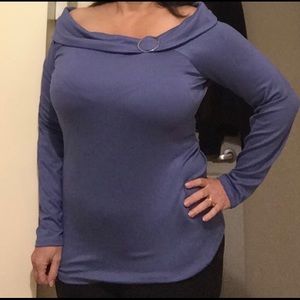 White House Black Market ~ Beautiful Top🌸